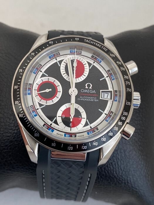 Omega - Speedmaster Casino Dial Chronograph - 3210.52.00 - Men - 2022 ...