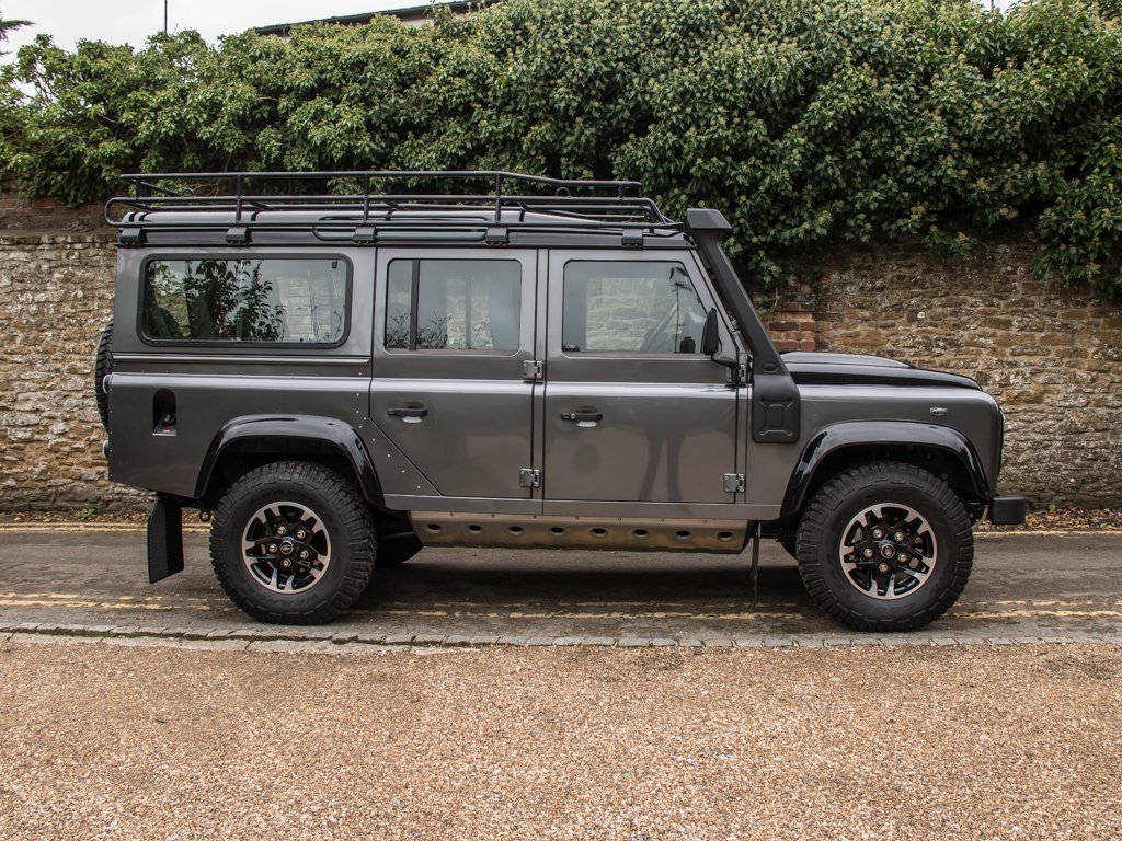 2016 Land Rover Defender | Classic Driver Market