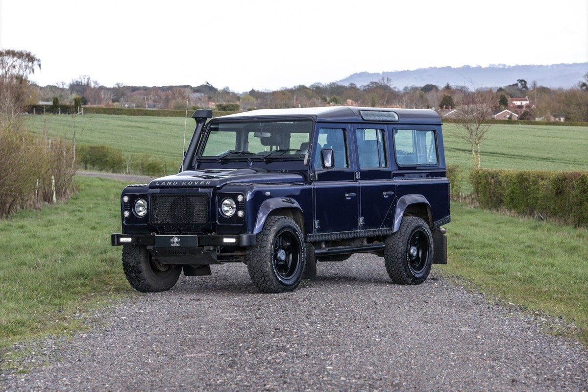 2013 Land Rover Defender - 110 XS Twisted | Classic Driver Market