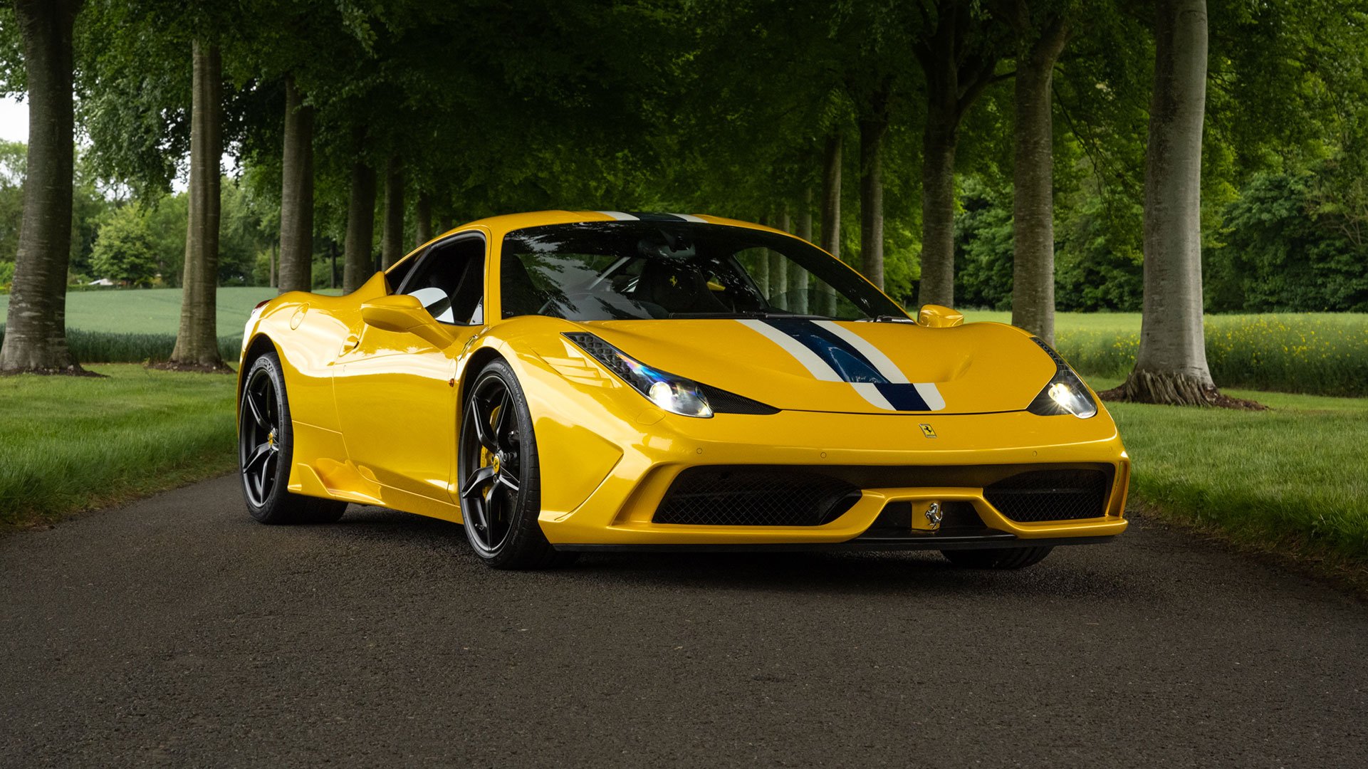 2015 Ferrari 458 Speciale Classic Driver Market 6339