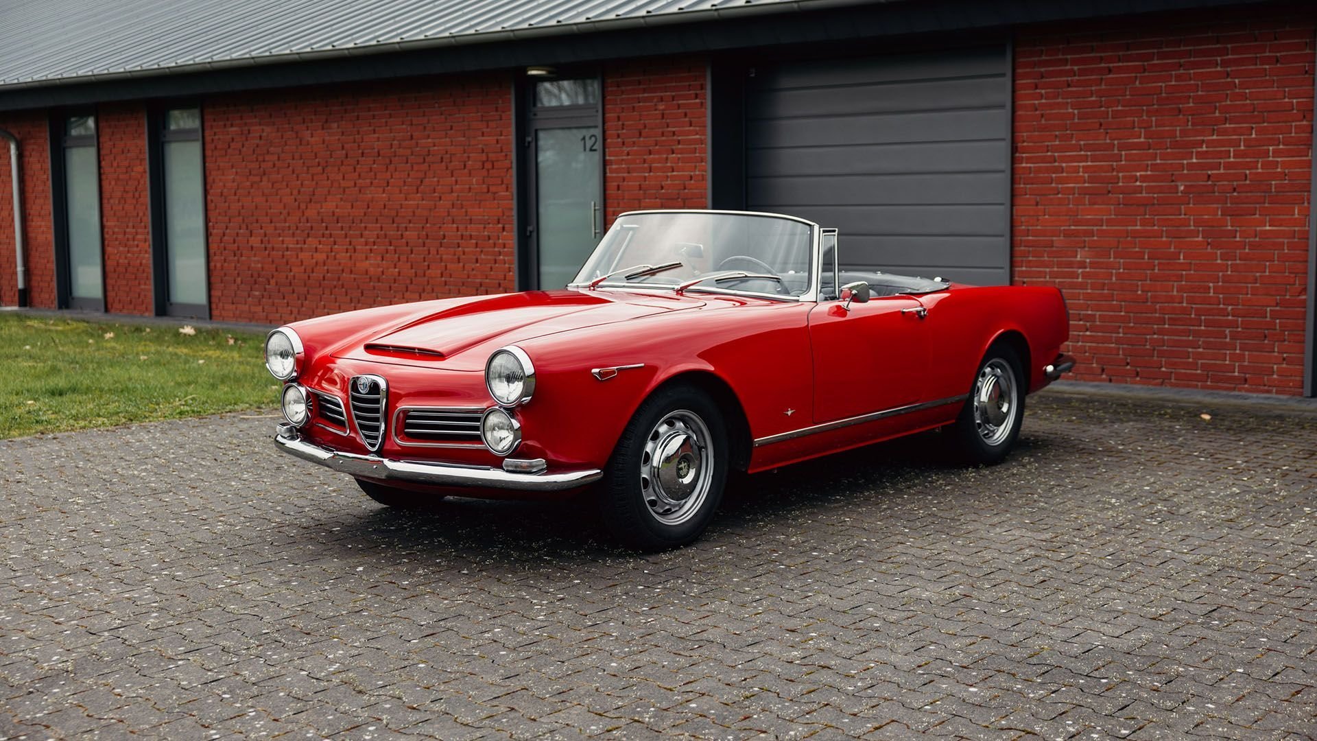 1966 Alfa Romeo 2600 | Classic Driver Market