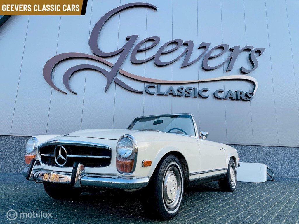 1970 Mercedes-Benz SL Pagode - 2 TOPS CABRIOLET MANUAL | Classic Driver ...