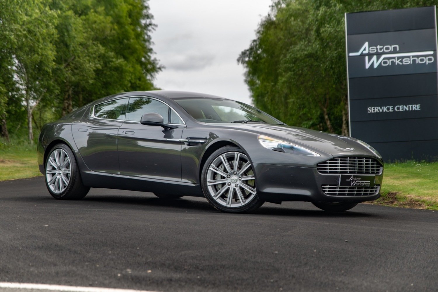 2010 Aston Martin Lagonda Rapide | Classic Driver Market