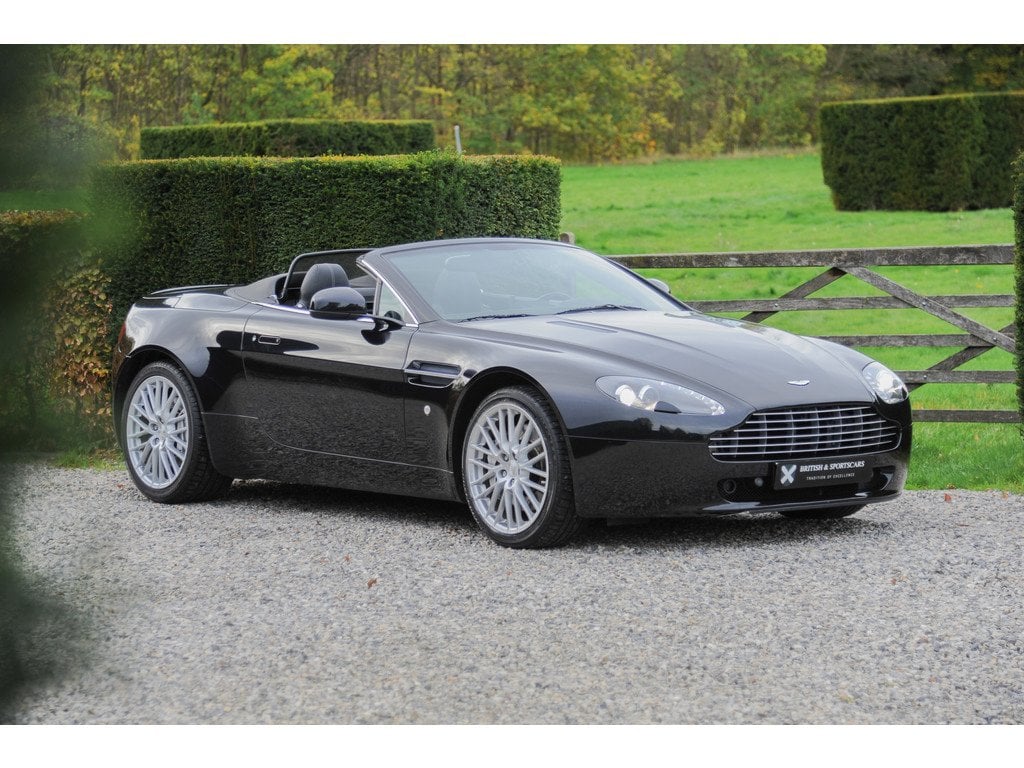 2011 Aston Martin V8 Vantage - Roadster | Classic Driver Market