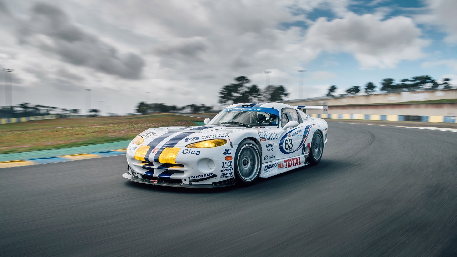 Dodge Viper GTS R Team Oreca