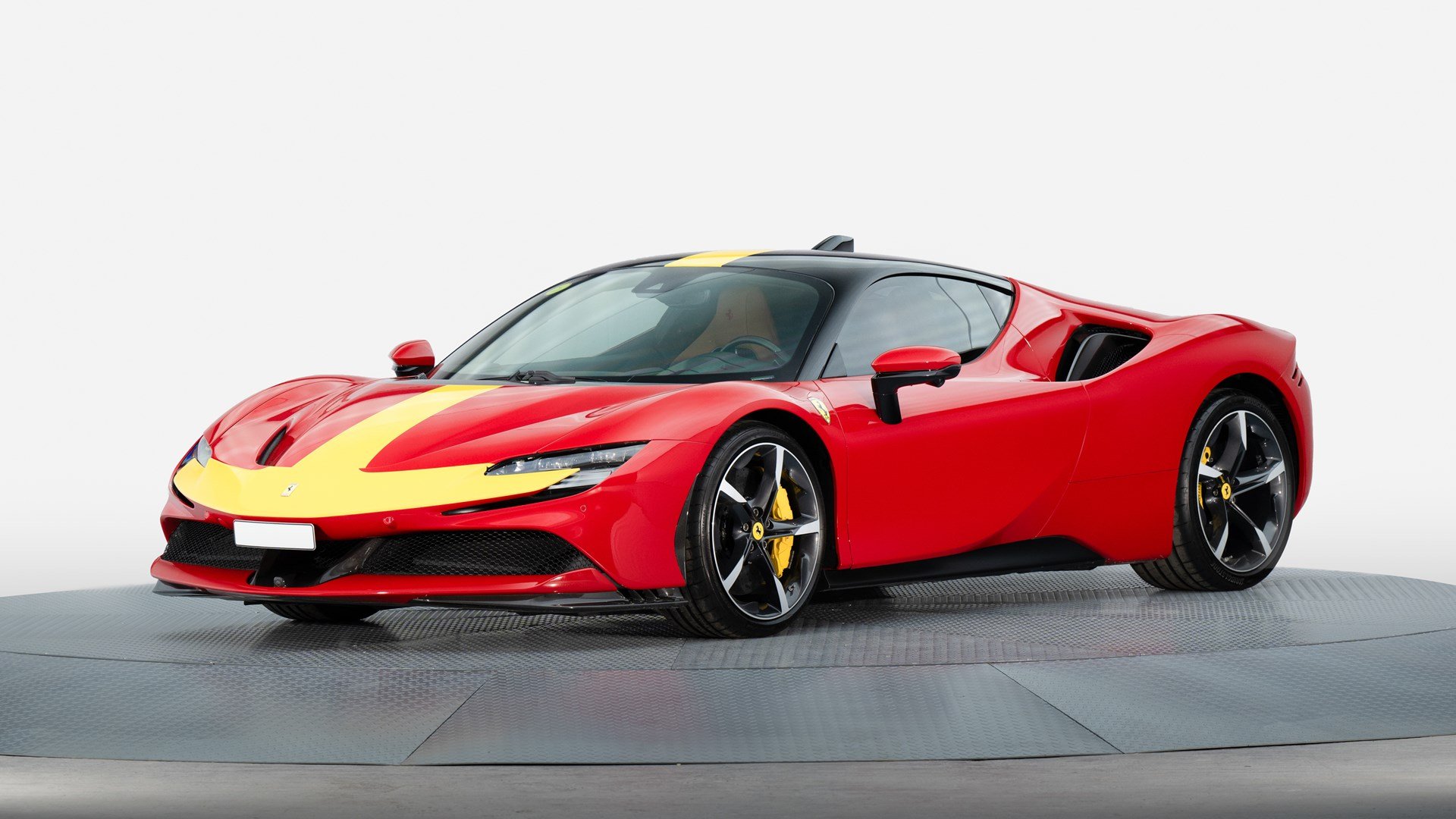 2023 Ferrari Sf90 In Dubai, Dubai, United Arab Emirates For Sale