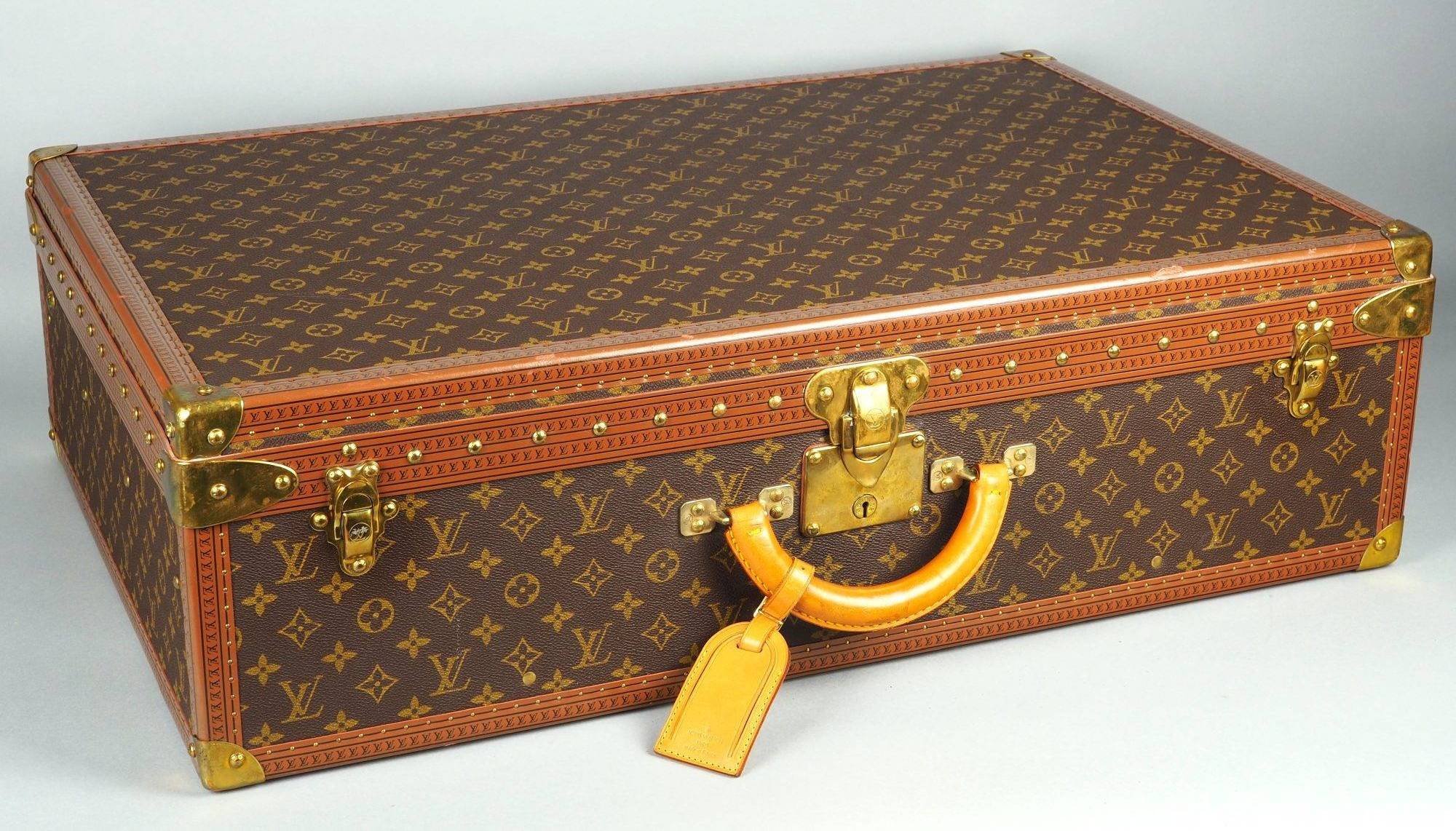 Sold at Auction: Koffer, Louis Vuitton.