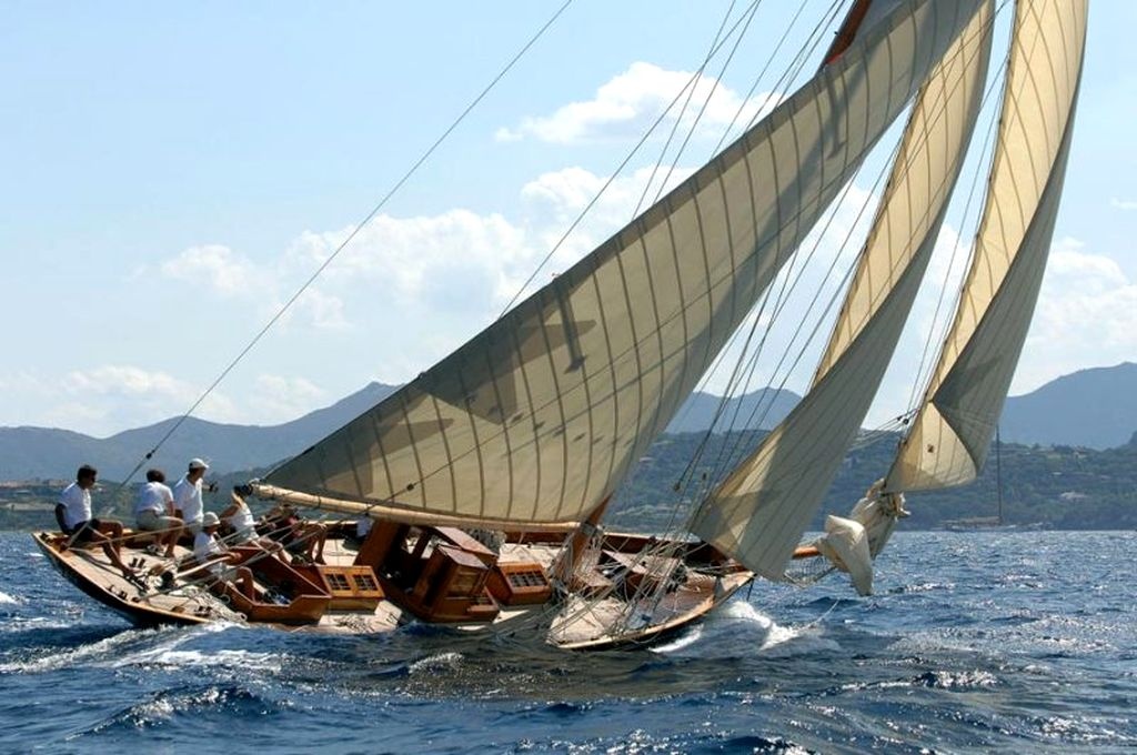 classic yacht baruna