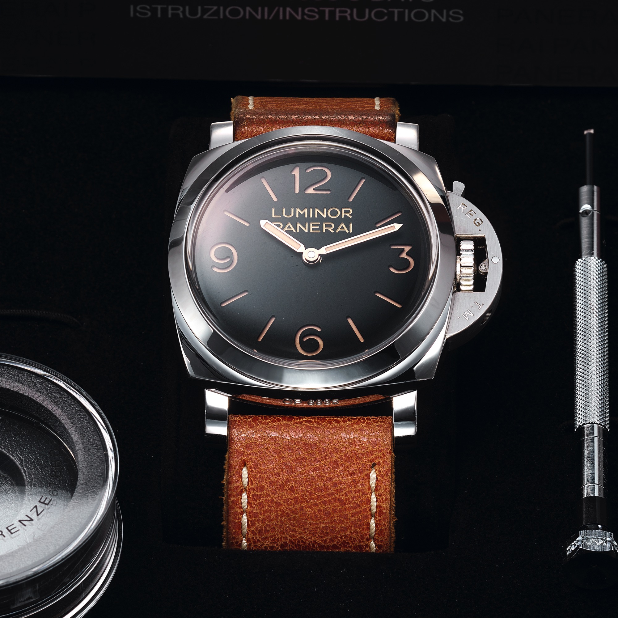 Officine Panerai Ref. OP 6835 Classic Driver Market