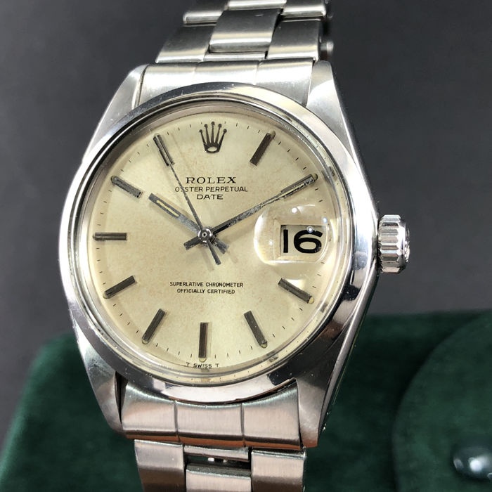 Rolex - Oyster Perpetual Date Champagne 
