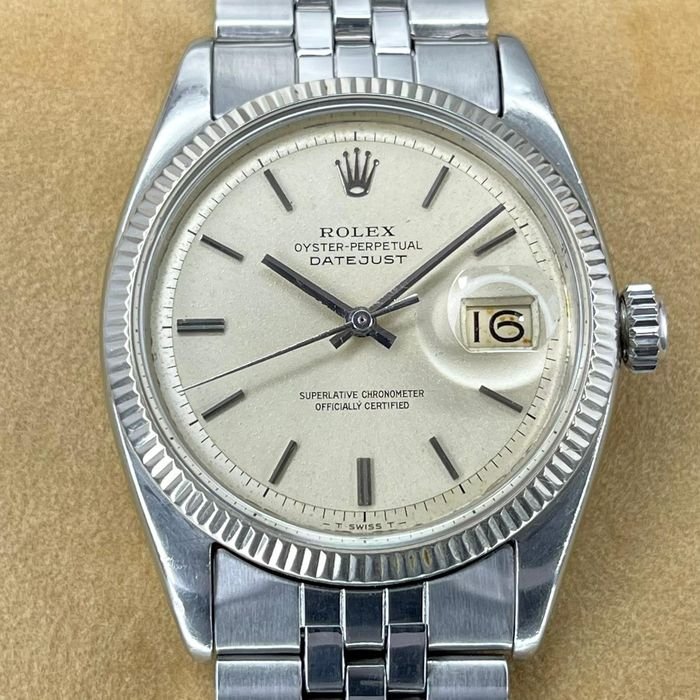 Men's 18k Yellow Gold Rolex Oyster Perpetual Datejust Model 6605