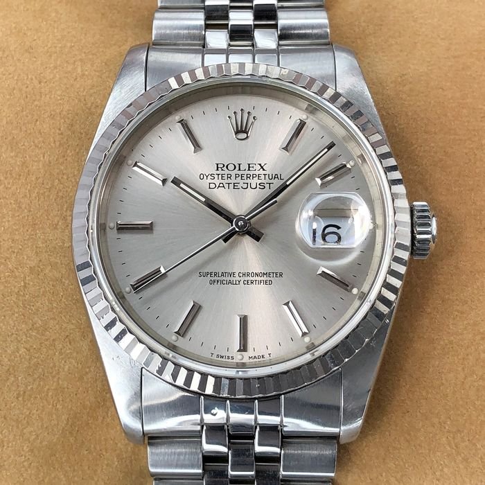 Rolex Oyster Perpetual Datejust. Часы Rolex Oyster Perpetual Datejust. Каталог Rolex 1980 года.